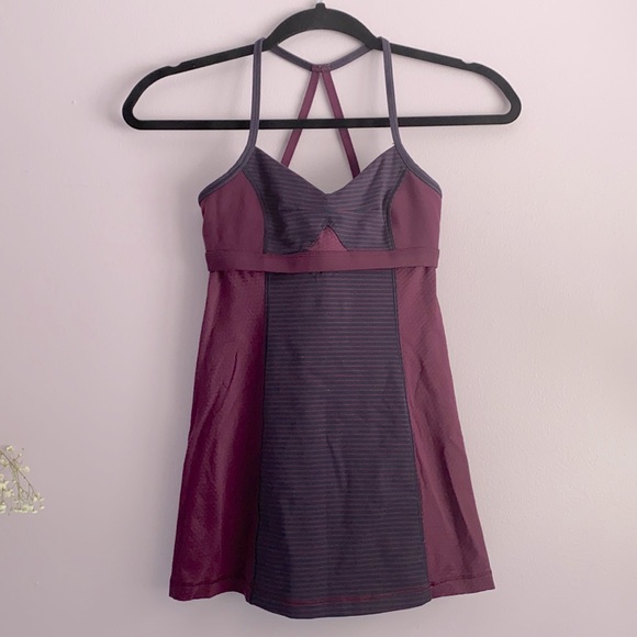 Lululemon tank size 2 - Picture 1 of 4